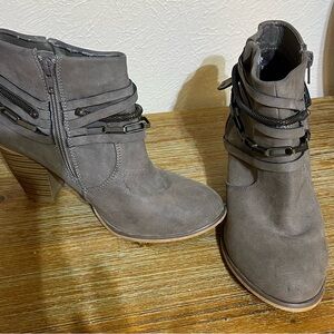Stylish Gray Ankle Boots